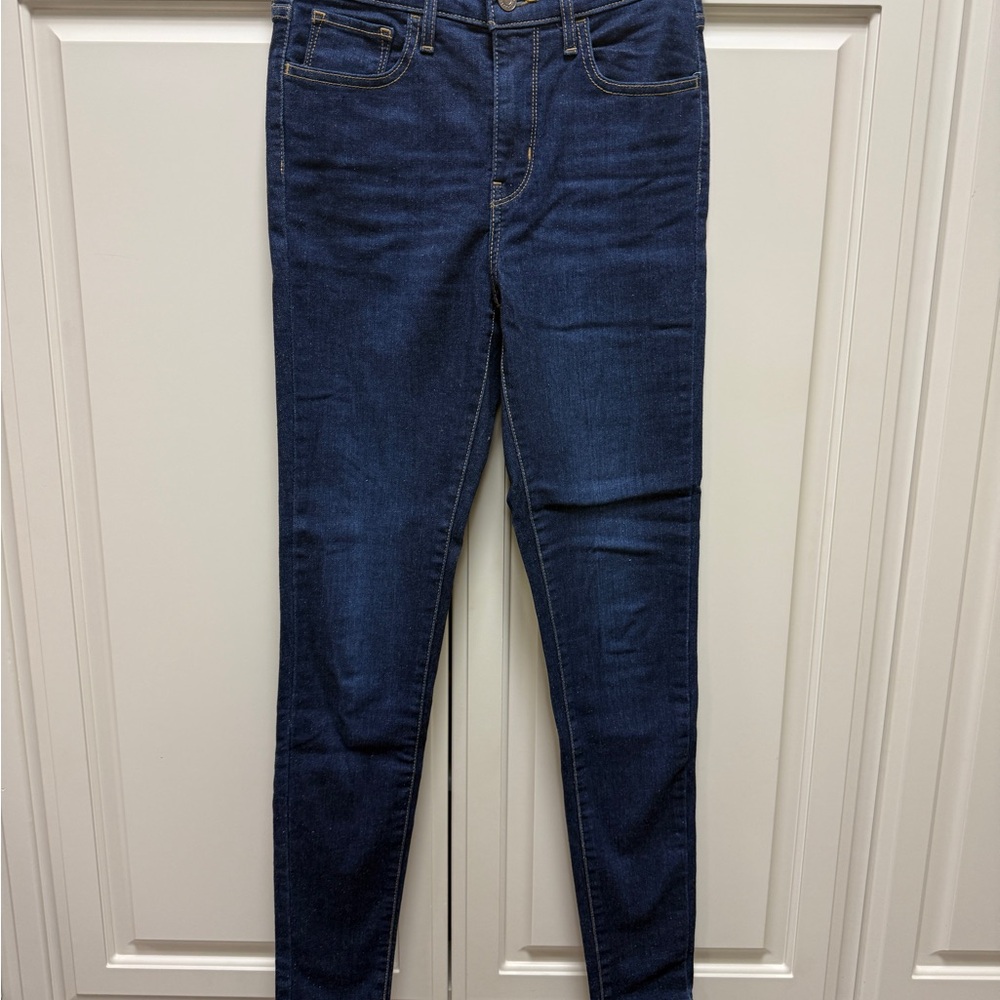Levi's Dark Blue Skinny Jeans